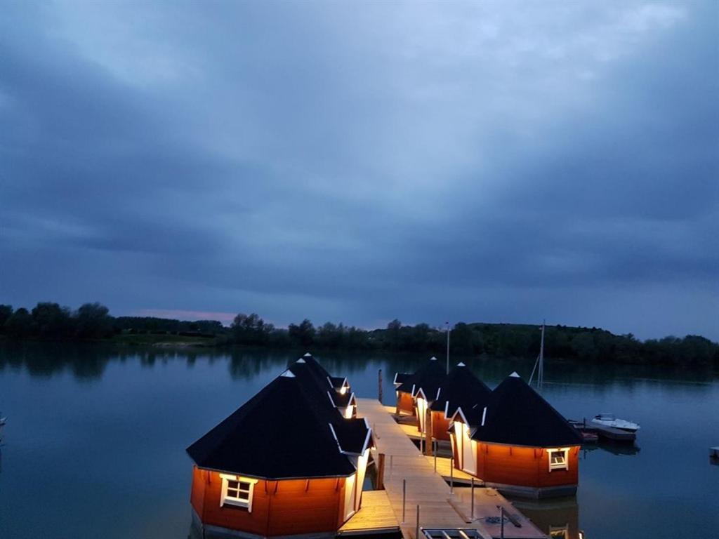 Maritime Freizeit Camp "Mfc" Erfurter Seen Luaran gambar